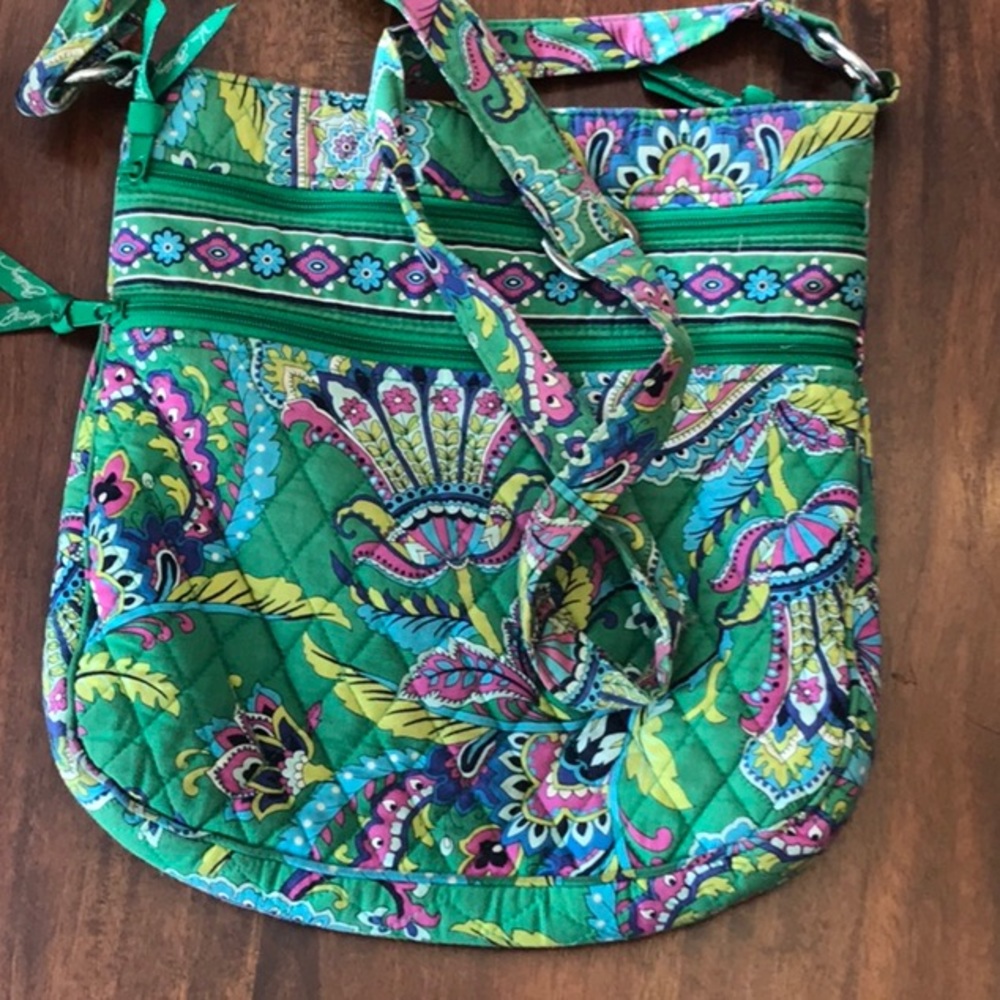 Vera Bradley kelly green crossbody